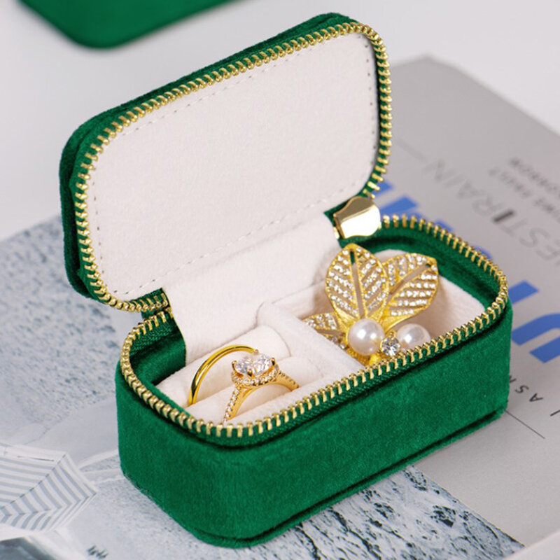 Mini joyero de terciopelo, estuche portátil de viaje para almacenamiento de joyas, organizador de anillos y pendientes de alta gama, caja de joyería con cremallera de exhibición