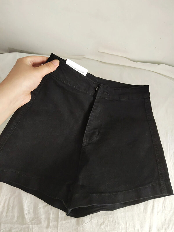Women's Black Gothic Denim Shorts Summer High Waist Jeans Short Female Y2K Vintage Harajuku Punk A-Line Jean Short Pants 2000s