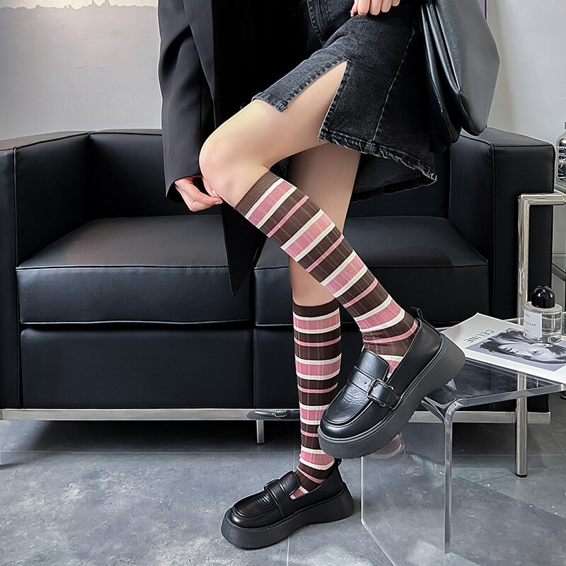 Meias listradas rosa, pernas longas e meias até o joelho, meias minimalistas algodão primavera/verão