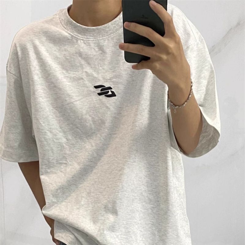 Korean cotton round neck printed graphic T shirt men loose summer y2k new ins letter round neck trendy brand half sleeved top