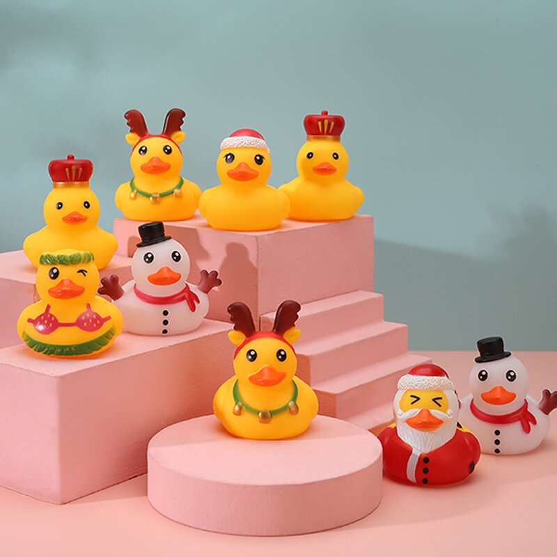 Pato amarillo de Navidad para niños, juguetes de agua, amasar, llamado pato de goma de modelado, adornos de coche, juguetes para Baby Shower, 6 piezas, 1PC