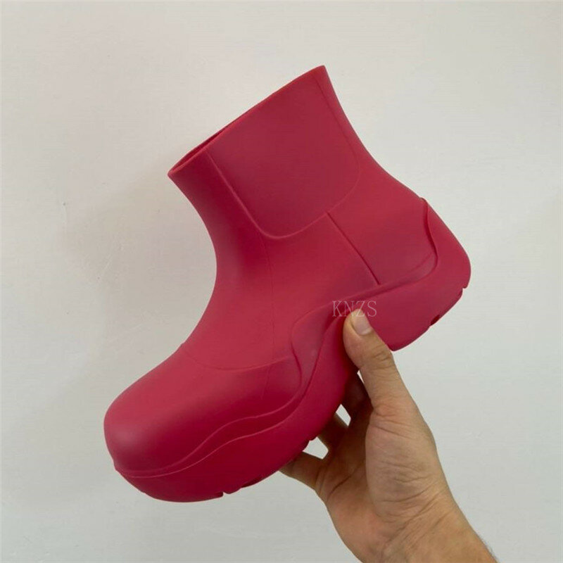 Botas de lluvia con punta redonda para mujer, botines de suela gruesa, impermeables, planos, informales, 2024