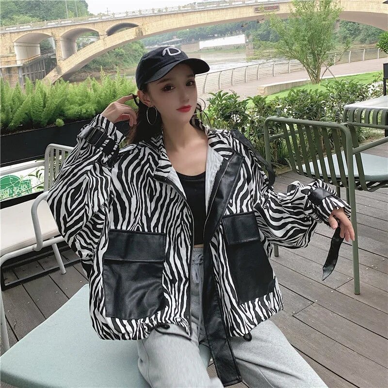 2022เสื้อแจ็คเก็ตฤดูใบไม้ผลิผู้หญิงเกาหลีแฟชั่นบุคลิกภาพรูปแบบ Zebra Spliced PU หนัง Jacket หญิงฤดูใบไม้ร...