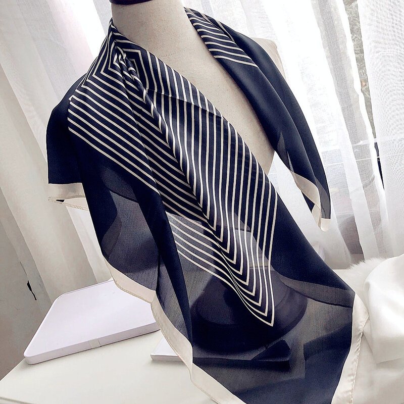 女性用サテンシルクスカーフ,正方形,ファッショナブルなヘアスカーフ,70x70cm