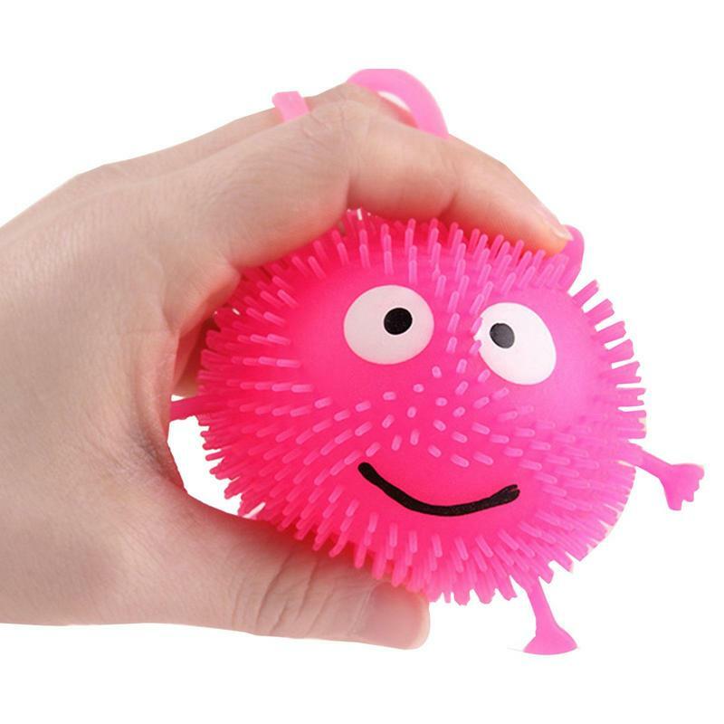 Mainan wajah tersenyum LED, bola sensor bersinar pereda stres untuk anak laki-laki dan perempuan