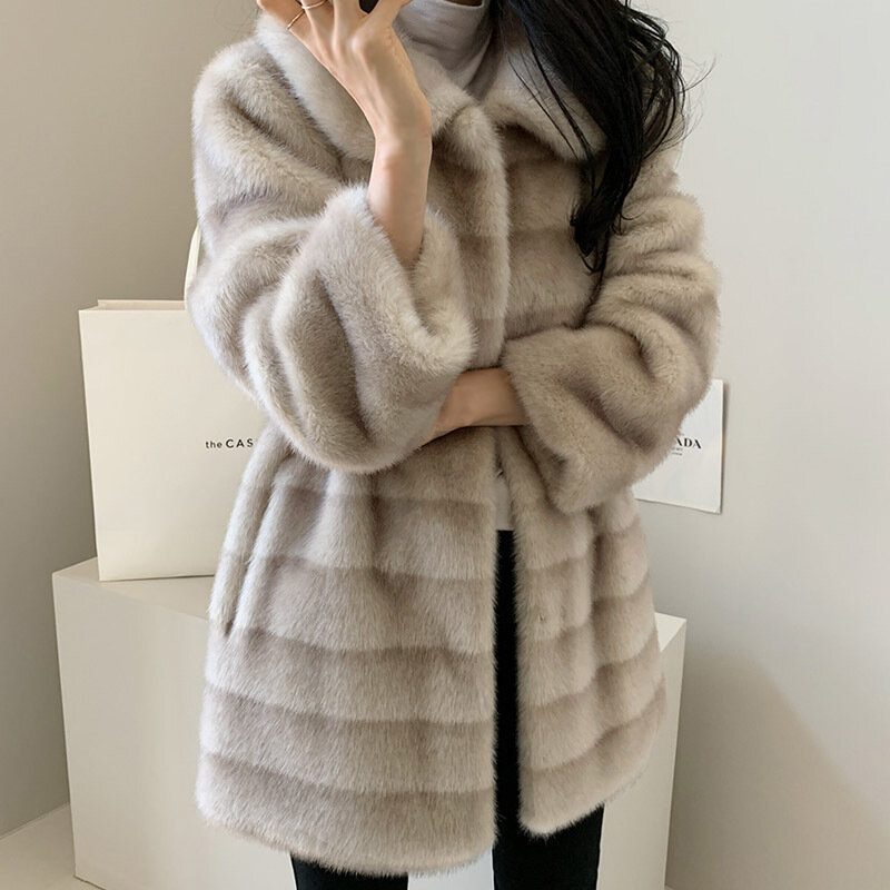 Зимнее пальто из искусственного меха норки и травы, женский стиль средней длины на талии, элегантное темпераментное теплое пальто с градиентом и плюшем