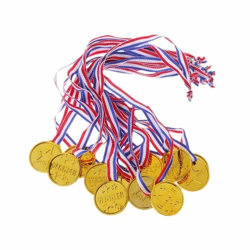 10 szt. Dla dzieci złote plastikowe zdobywcy medali z okazji Dnia torebka imprezowa nagród dla dzieci