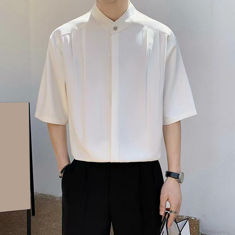 Camisa de seda gelo com gola Stand masculino com design plissado, cardigã solto, mangas meia, camisa de negócios, elegante, cor sólida