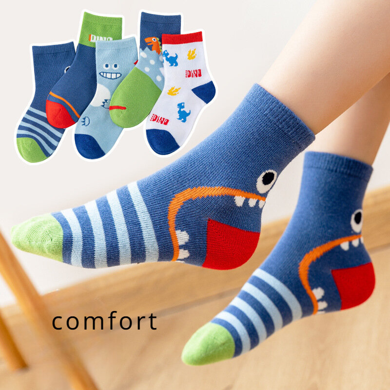 Детские хлопковые спортивные носки на весну и осень для мальчиков корейский мультипликационный студент осень-зима средней длины детские носки