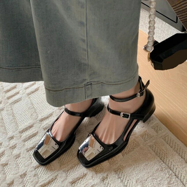 2024 summer Women Mary Jane Shoes Chunky Heels Shoes Woman Luxury Designer Double Buckles Pumps British style Vintage shoes