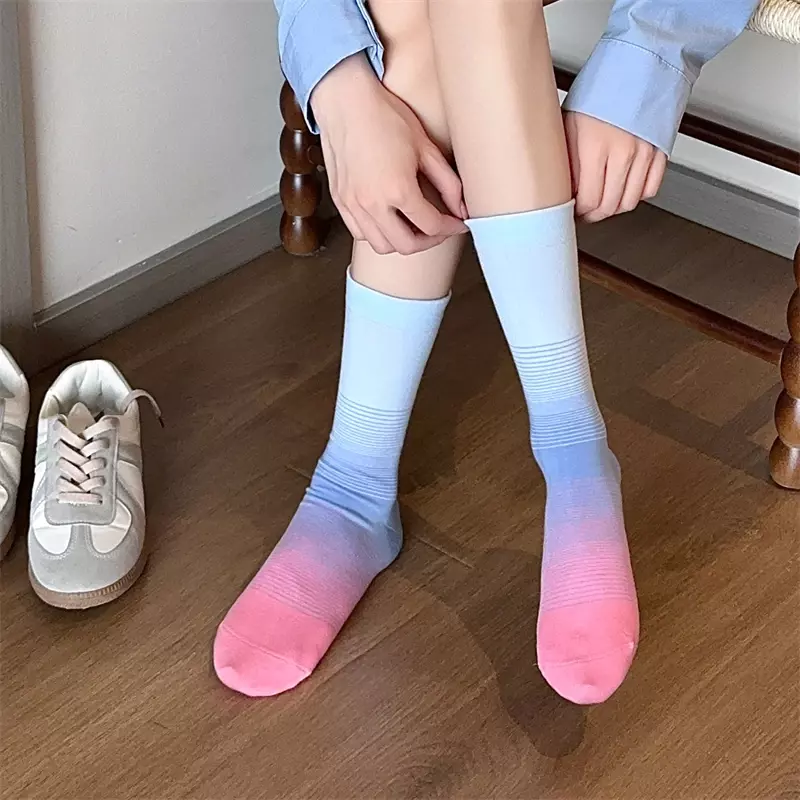 5 Pairs/Lot Woman Socks Korean Style New Mixed-color Casual Lady Crew Socks Multipack Striped Novelty Socks Daily Trend Creative