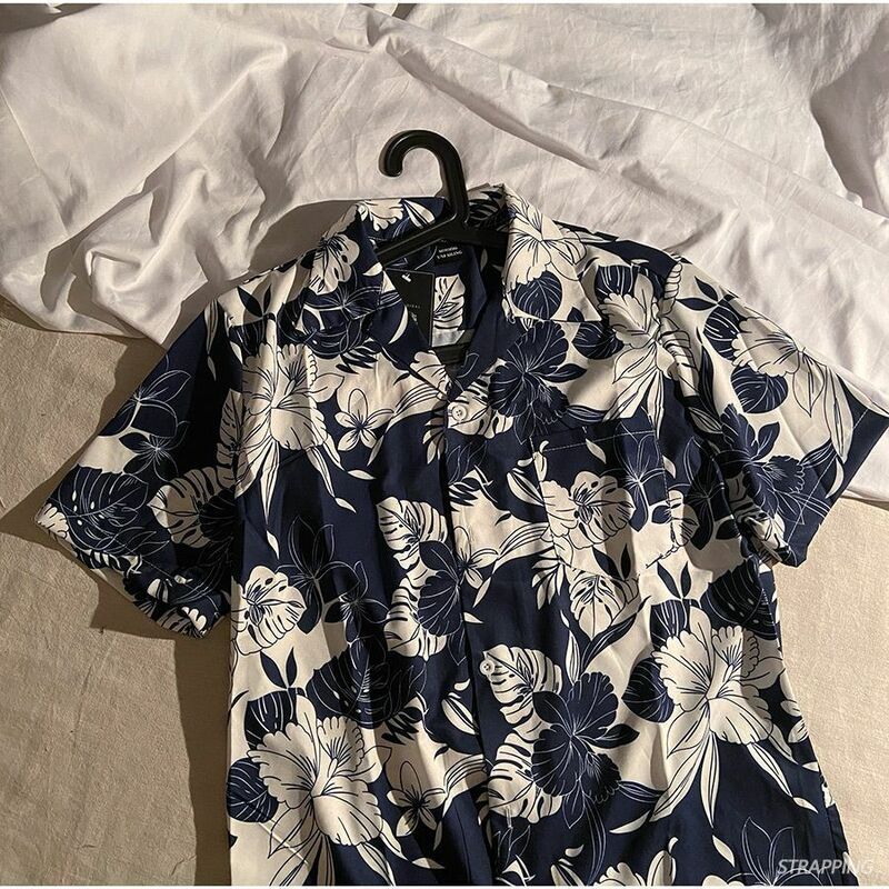 Vintage Cuban collar floral shirt for men and women loose Hong Kong style design couple beach short-sleeved shirt men clothing