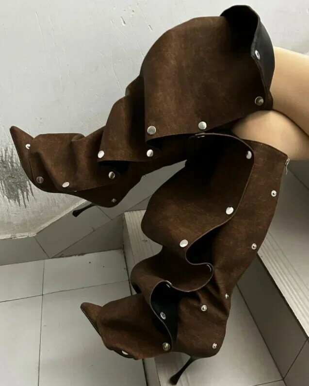 Długie buty na wysokim obcasie damskie Botte buty zimowe Botte buty Botas Mujer na cienkim obcasie szpiczaste buty dżinsowe buty z metalowymi guzikami