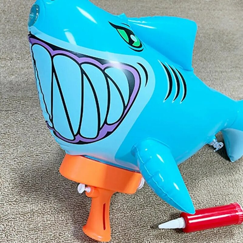 Criativo leve imprensa dos desenhos animados inflável tubarão verão brinquedo de água ao ar livre praia criança brinquedo de água de verão