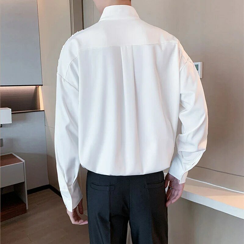 Kaus Lengan Panjang Pria Leher V Desain Tali Kaus Atasan Besar Punk Harajuku Kasual Fashion Korea Hitam Putih Wawancara Kantor