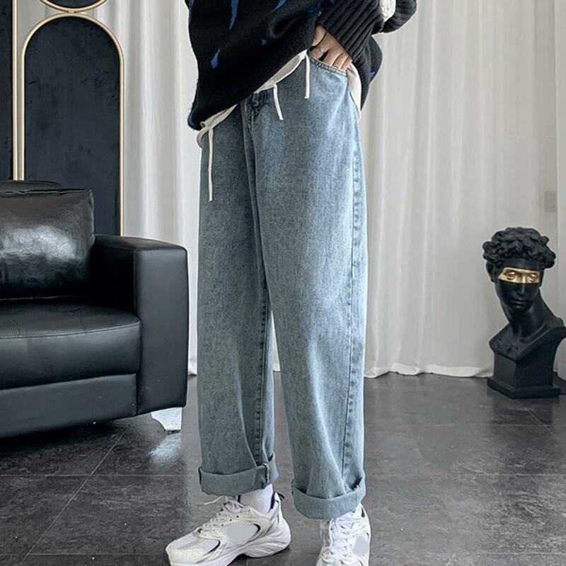 Comfortable Button Fly Jeans Streetwear Denim Trousers Men's Loose Straight Fit Wide Leg Jeans with Mid-rise Button Zipper Fly