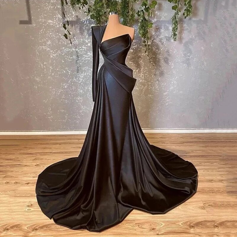 Elegante Mode schwarze Abendkleider für Frauen Satin eine Schulter bodenlang 프Sheet 드드스 فساتين مناسبة رسمية Frauen Brauch 2023