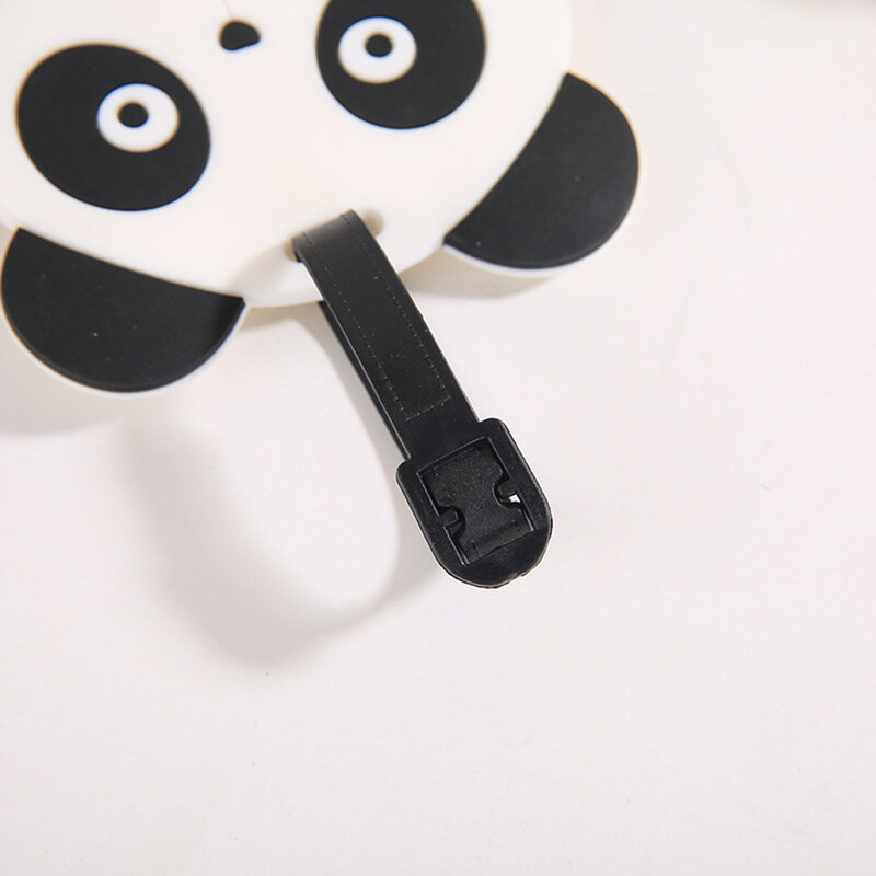 1PCS Panda ป้ายกระเป๋า S กระเป๋าเดินทาง ID Addres ผู้ถือกระเป๋าสัมภาระ: ซิลิโคน PVC Label อุปกรณ์เสริมป้ายกระเป๋า