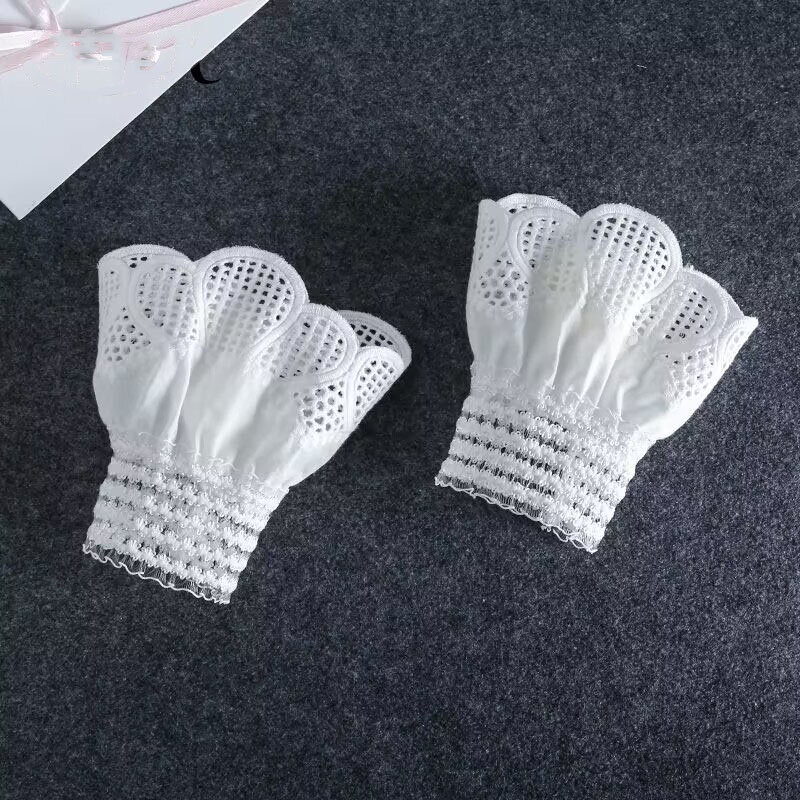 2023 DIY White Black Detachable Cuffs Cuff Extension Embroidery Lace Daisy Fake Sleeves Elastic Wristband Decorative Accessory