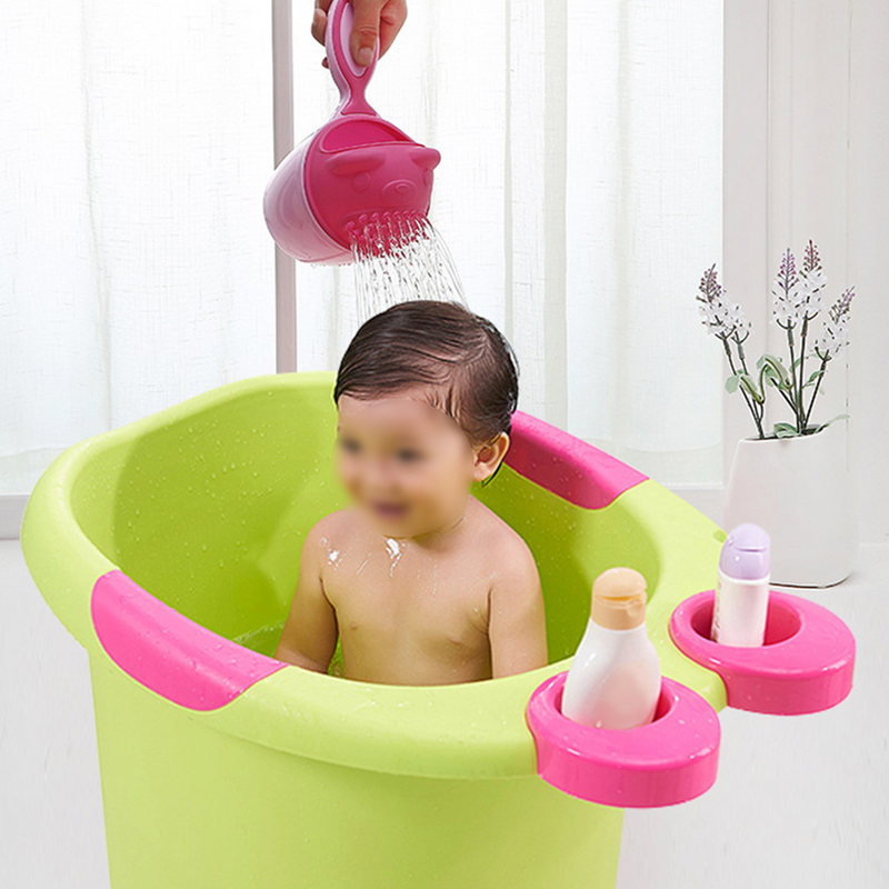 Delicate Effective Shampoo Cup Bath Spoon for Baby Taking Shower (Random Color)