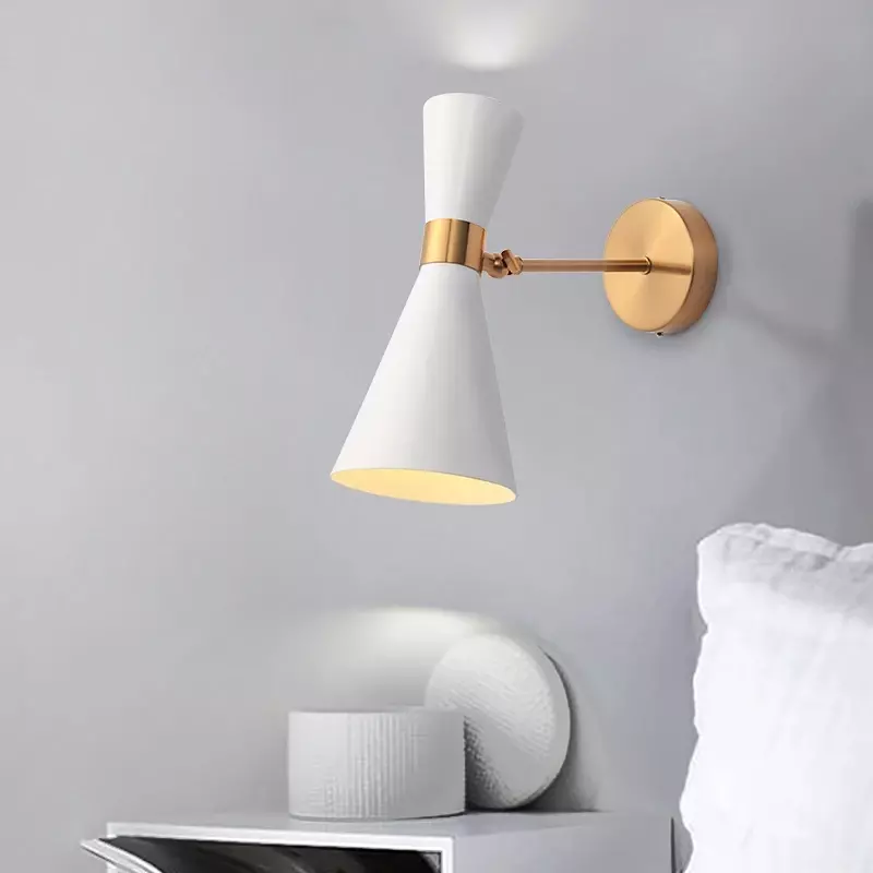 Настенная лампа в скандинавском стиле, минималистичный светящийся прикроватный светящийся светильник черного и белого цветов для гостиной, спальни, бара, осветительные приборы