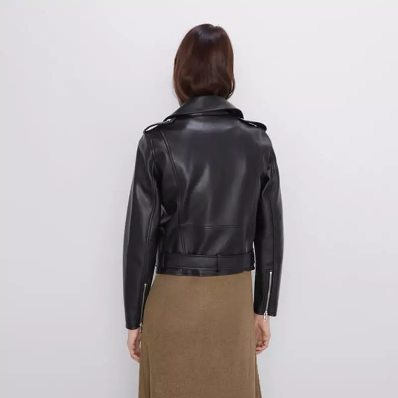 Куртка женская короткая из искусственной кожи, простой классический приталенный силуэт, однотонная Повседневная мотокуртка с поясом, 2024