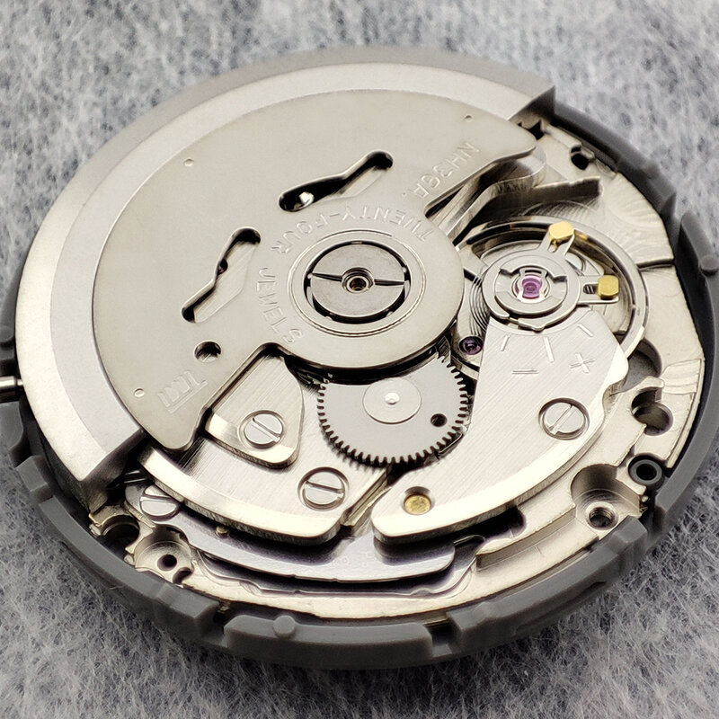 มงกุฎเคลื่อนไหวนาฬิกากลไกอัตโนมัติ NH36อุปกรณ์เสริมญี่ปุ่นดั้งเดิม4.2นาฬิกาวันที่/สัปดาห์อะไหล่ทดแทน