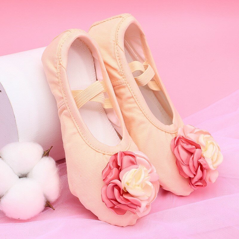 Sapatos de dança grande flor para meninas, elegantes sapatos de dança, sola macia infantil, sapatos de treinamento, ioga, ballet performance wear, novo