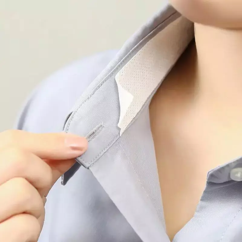 สติ๊กเกอร์แปะ1/2กันเหงื่อแบบใช้แล้วทิ้งแผ่นรองคอเสื้อสำหรับผู้หญิงและผู้ชายผ้าซับเหงื่อแบบใสมีกาวในตัวเทปดูดซับ
