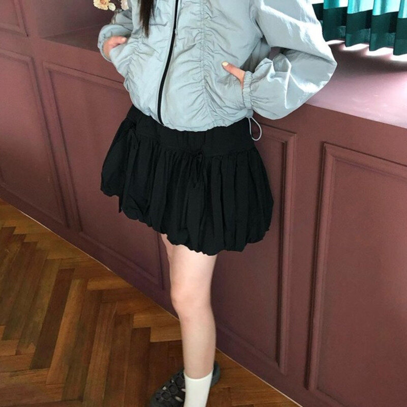 Mini-saia coreana com renda plissada para mulheres, sólida, babados, laço, vestido curto, streetwear solto em linha A, verão, 2022