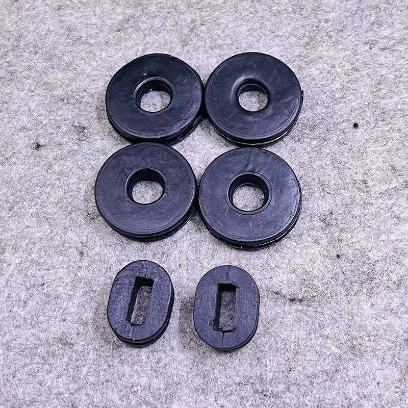 Motorcycle Accessories Panel Rubber of Side Covers for Battery & Tool for Haojue Suzuki Lifan GN125 GN125H Fixed Grommets Seals