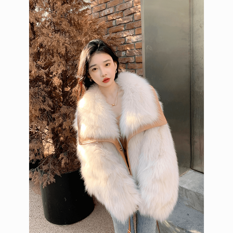 2023 Winter New Women Big Luxury Faux Fox Fur Collar Coat Fluffy Loose Puffer Jacket Feather Female Snow Outwear Windproof C02