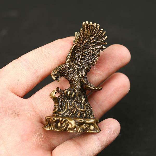 Antieke Antieke Zuiver Koper Pocket Tentoonstelling Macro Ornament Bronzen Sculptuur Eagle Feng Shui Tafel Zet Antieke Handvat Stuk Cop