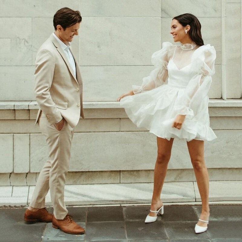 ชุดแต่งงานสั้นเดรสสั้นแขนยาวคอปกแบบกำหนดเองสำหรับงานแต่งงานงานเลี้ยงชุดกระโปรงสั้นรวบรวม