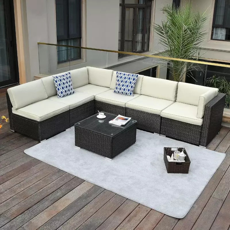 Sofa bagian luar ruangan dengan meja dan bantal, Set percakapan anyaman rotan PE, Sofa luar ruangan, teras, rumput, taman, halaman belakang