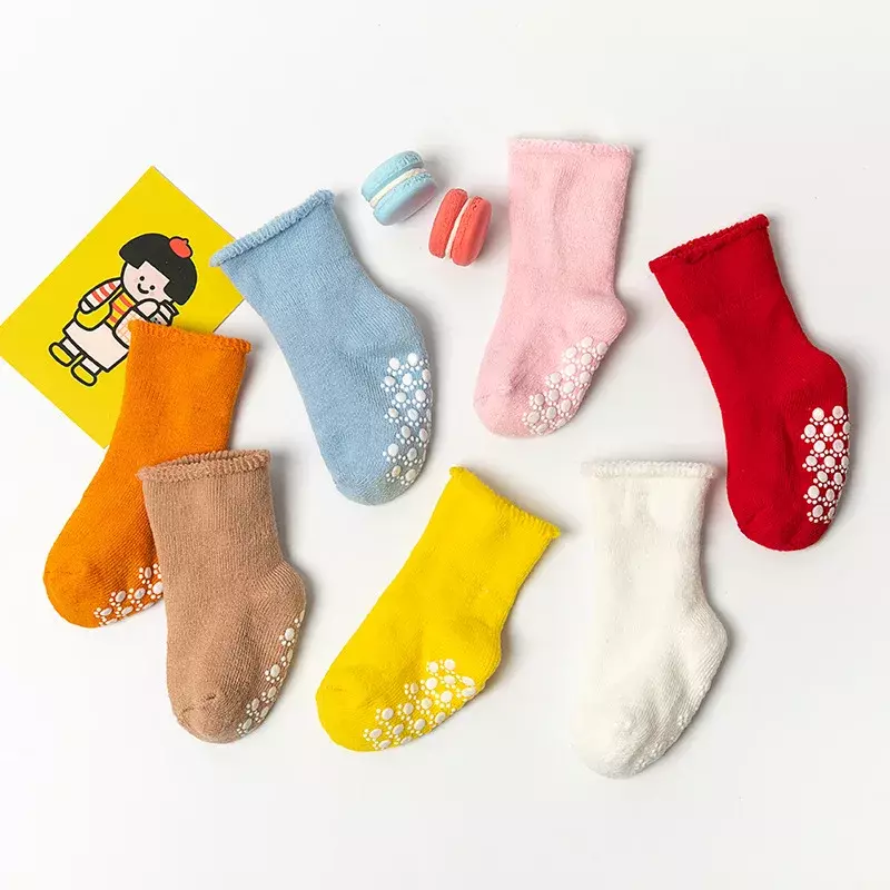 Детские аксессуары, новогодние носки для малышей, милые теплые красные носки для новорожденных девочек 2 года, Нескользящие хлопковые детские носки для пола