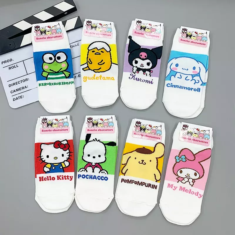 Meias curtas Kawaii Sanrio para meninas, Hello Kitty, Kuromi, Mymelody, Cinnamoroll, Pom Pom Purin, Badbadtz, Maru, Gudetama, prenda de Natal