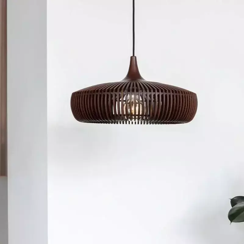 Retro żyrandole restauracyjne z bali drewniana designerska lampa do sypialni Led stół domowe lampki dekoracyjne armatura