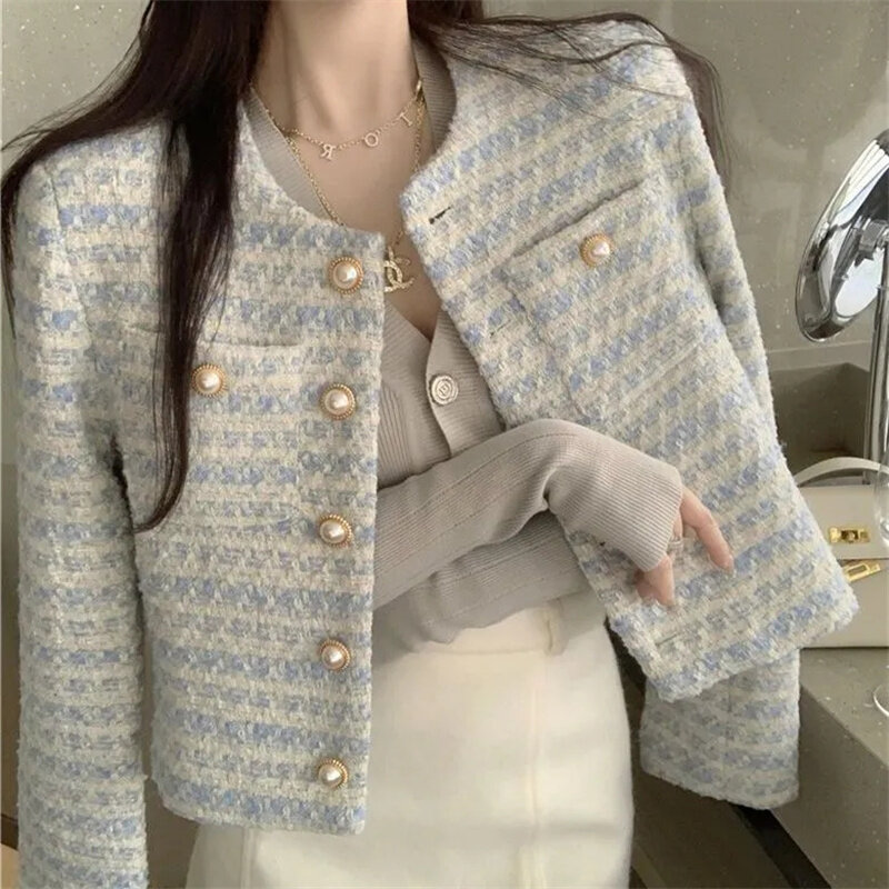 Casaco de botão pérola vintage feminino, jaqueta curta solta, design francês, bom senso, blusa feminina, primavera e outono, novo, 2023