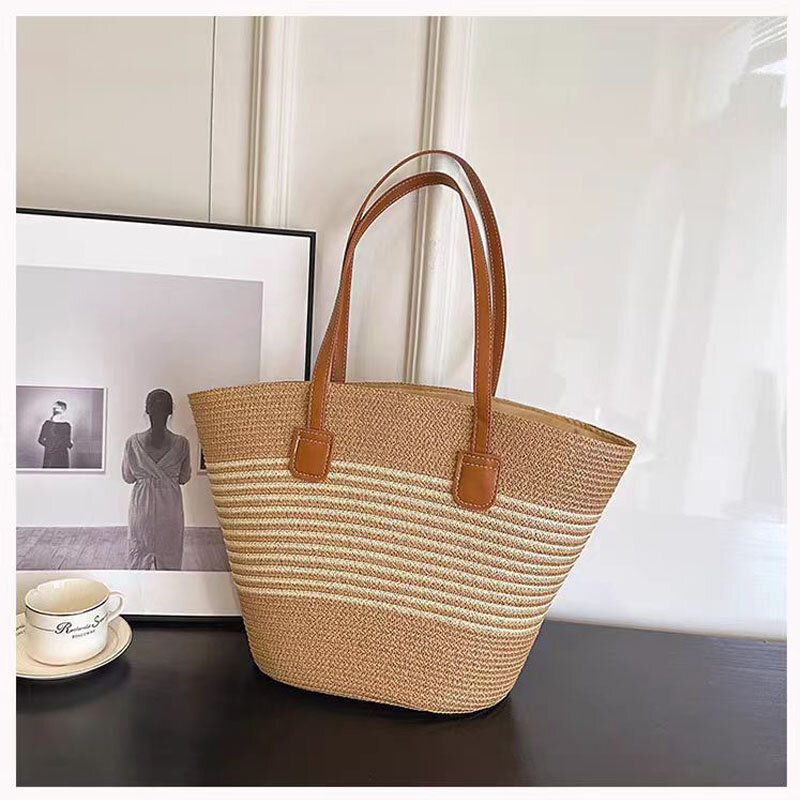 Grass woven bag for women's seaside high-capacity woven shoulder bag rattan woven grass bag