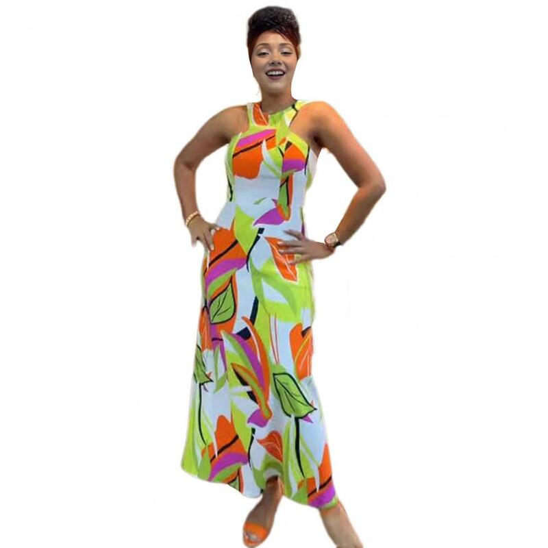 Платье-макси Облегающее с открытыми плечами, цветным принтом и боковыми карманами