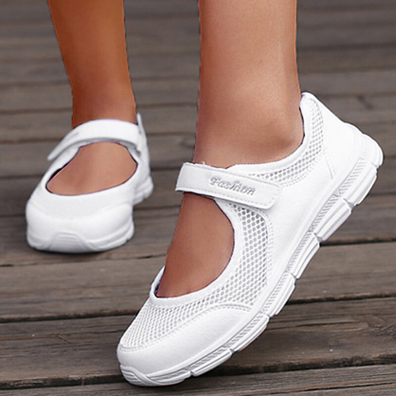 Zapatillas de deporte transpirables para mujer, Calzado cómodo y suave de tela de malla con cordones, a la moda, novedad de 2024