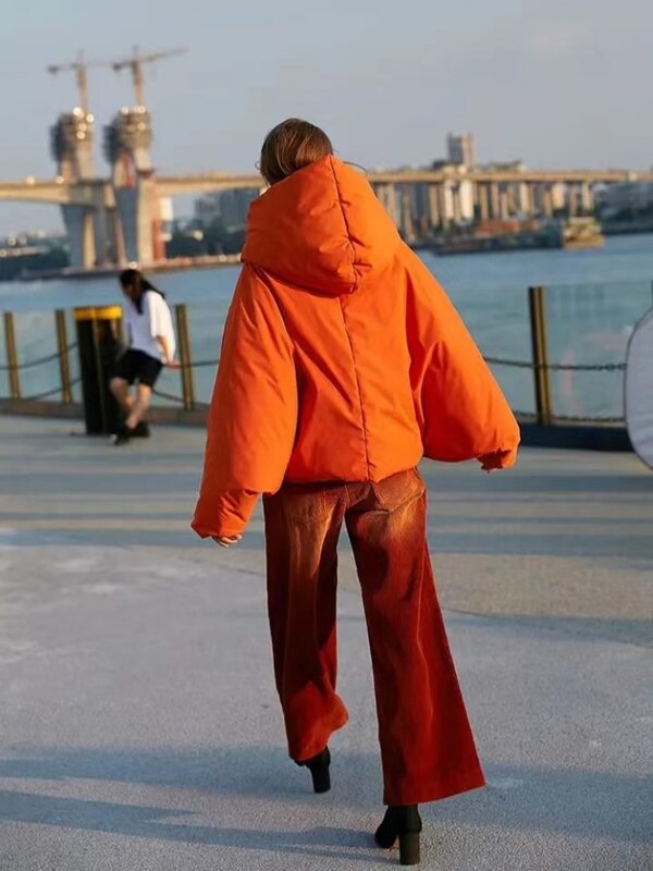 Роскошная брендовая зимняя женская парка пуховик пушистое пальто оверсайз с капюшоном с длинным рукавом теплая верхняя одежда оранжевая шикарная уличная одежда