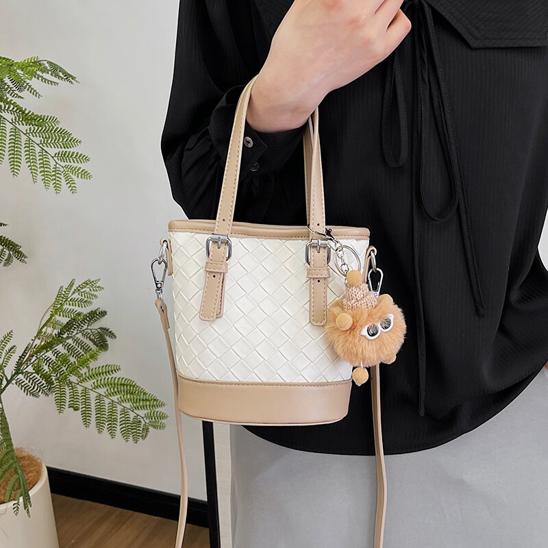 Süße Strick handtaschen für Frauen kawaii süße Umhängetaschen für Mädchen elegante Mode kleine Eimer Designer weibliche Pakete