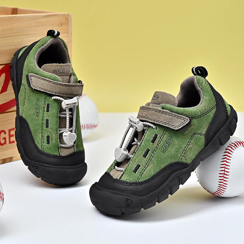 รองเท้าเดินป่าสีเขียวแฟชั่นคุณภาพสูงสำหรับเด็ก Comfort รองเท้าผ้าใบเดินป่ากันลื่นรองเท้าใส่เดิน sepatu bepergian กลางแจ้งสำหรับเด็ก