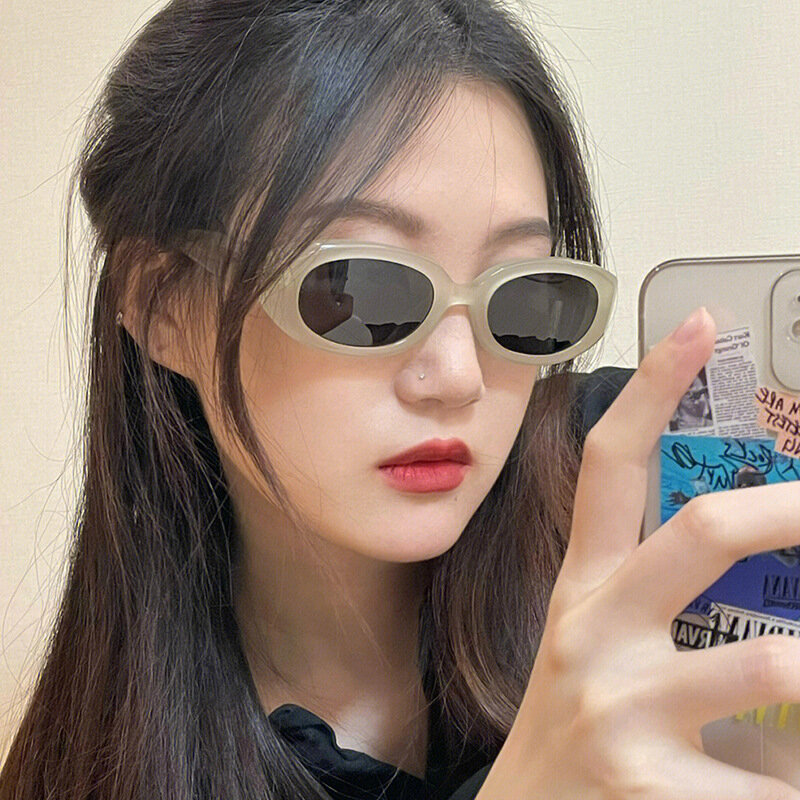 Street Photos Show Slimming HD Sun Glasses 2024 Women Retro Small Frame PC Sunglasses Personalized Oval Frame Luxury Sunglasses