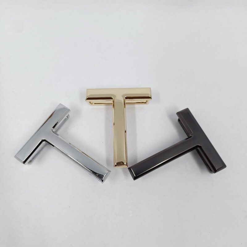 Metaliczny zamiennik klamra do paska dla pasów męskich z gładką literą i kształtem w kształcie litery 4.0cm szerokości