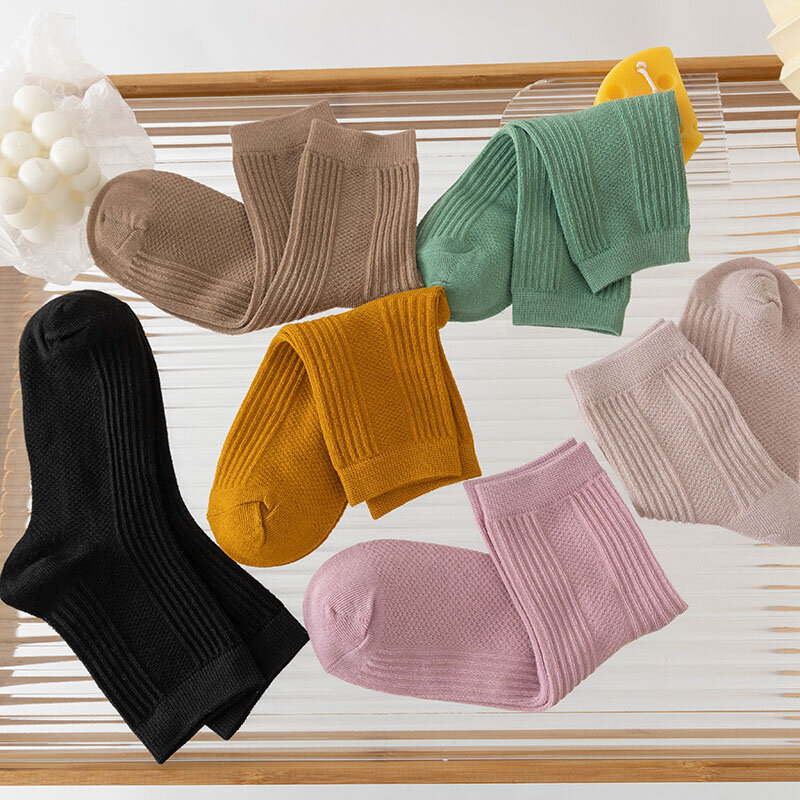 5 Pairs High-quality Women Autumn Warm Solid Color Socks Comfortable Warm Stripes Breathable Thickened Warm Medium Tube Socks