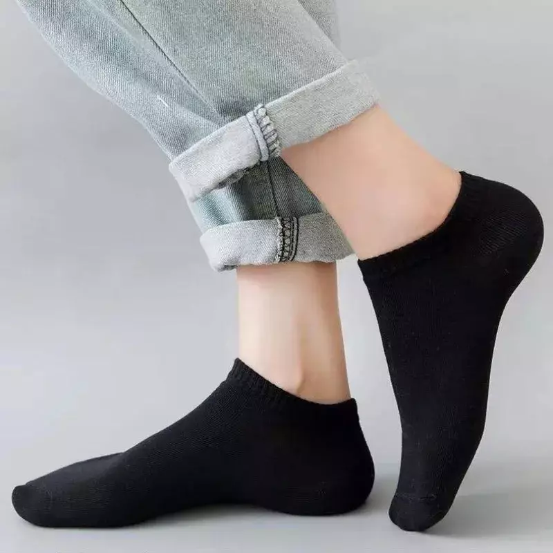 ถุงเท้าสั้นสำหรับผู้ชายถุงเท้าสั้นสีดำขาวเทาระบายอากาศได้สำหรับฤดูใบไม้ผลิฤดูร้อน