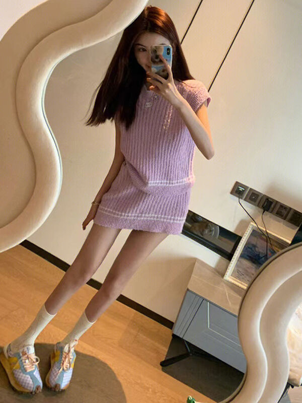 Sweet and Fragrant Knitted Top for Women's Summer 2024 New Korean Edition Loose Fashion Age Reducing Half Skirt Set of Two
